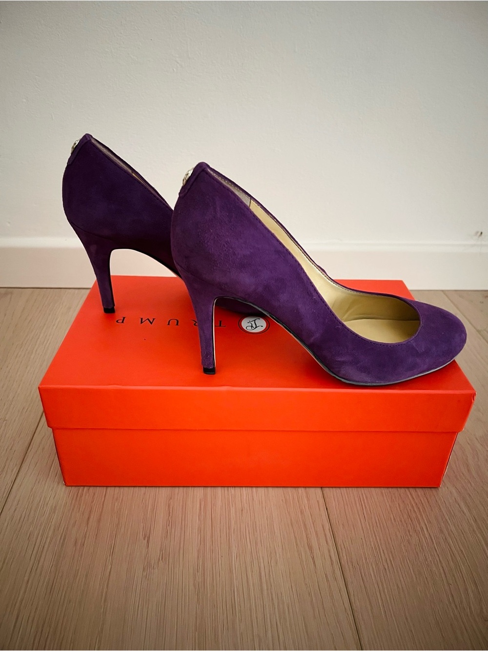 Ivanka Trump Purple Suede Classic Pumps - Picture 3 of 7